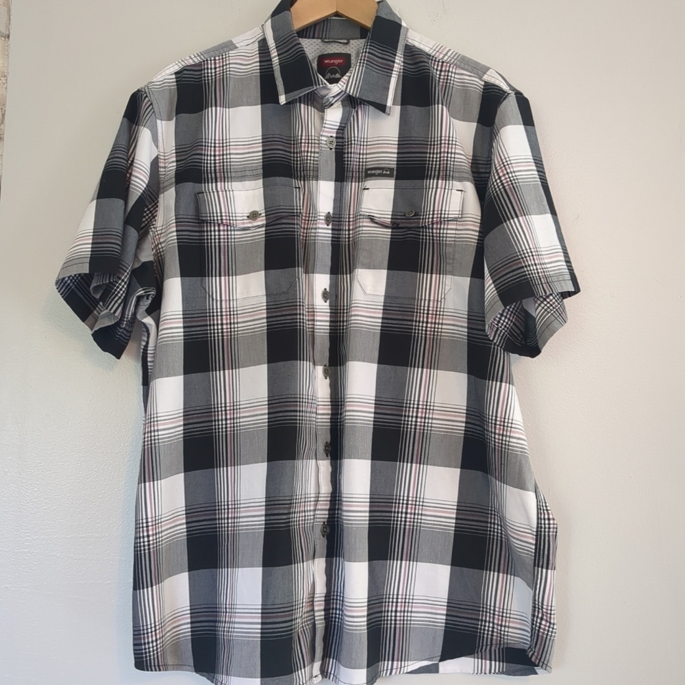 Wrangler ATG Shirt Mens XL Short Sleeve Plaid Button Outdoor Gorpcore